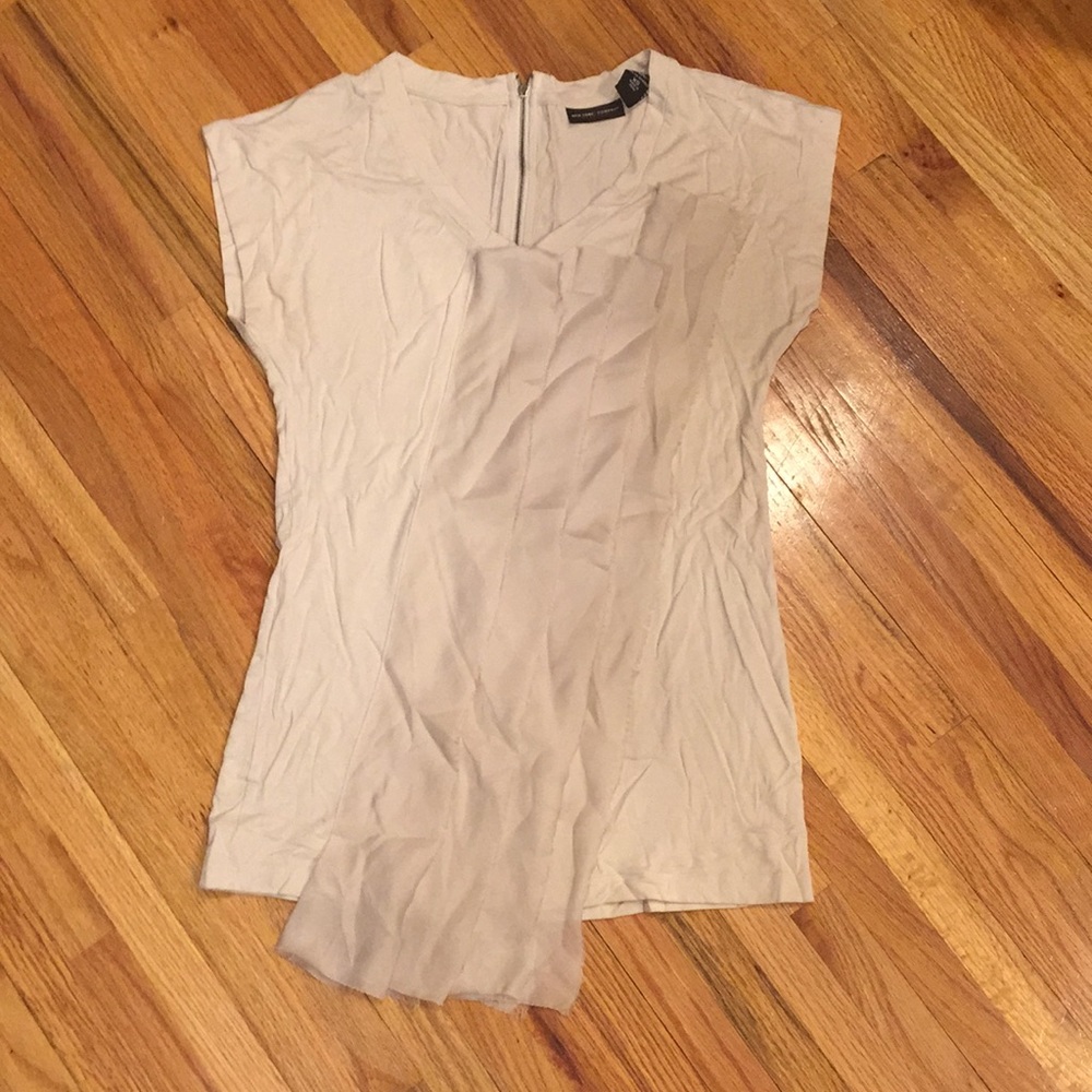 New York & Co Tan Ruffle Vneck Stretch Shirt XS